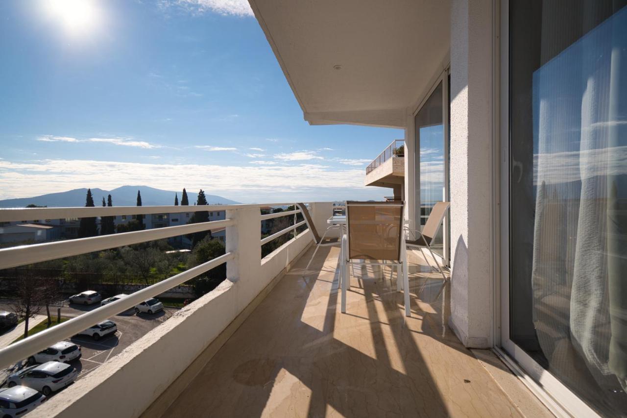 Elegant Flat Marousi District Atenas Exterior foto
